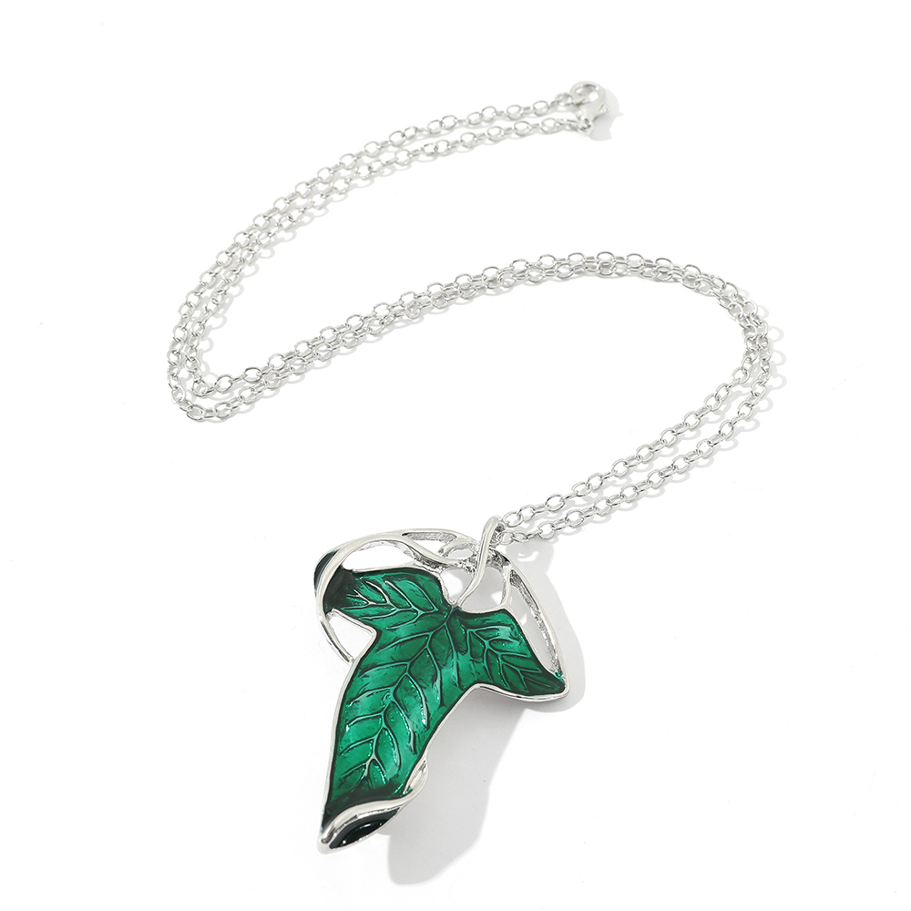 Vintage Green Leaf Pendant Nec - Vintage Jewelry Collection recension och pris